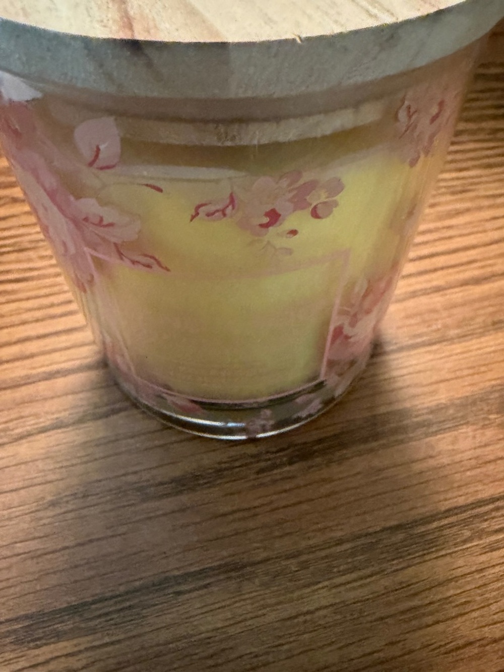 Sand and Fog Candle: Rosewood 11.5 oz